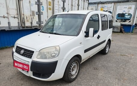 Fiat Doblo I, 2012 год, 300 000 рублей, 2 фотография