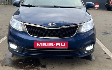 KIA Rio III рестайлинг, 2015 год, 720 000 рублей, 2 фотография