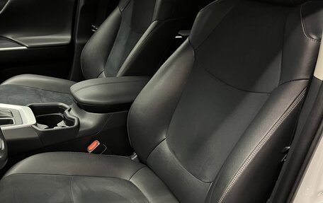 Toyota RAV4, 2021 год, 3 390 000 рублей, 9 фотография