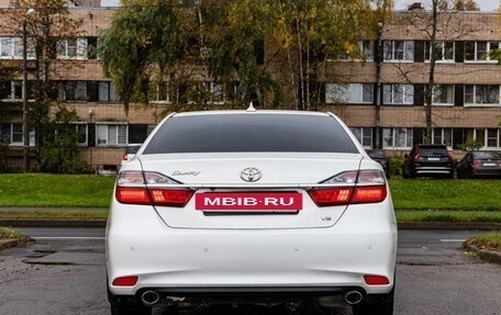Toyota Camry, 2017 год, 1 750 000 рублей, 3 фотография