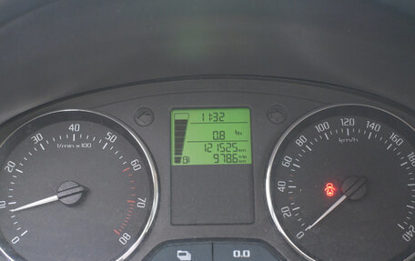 Skoda Fabia II, 2011 год, 600 000 рублей, 5 фотография