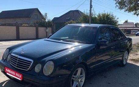 Mercedes-Benz E-Класс, 2000 год, 444 000 рублей, 2 фотография