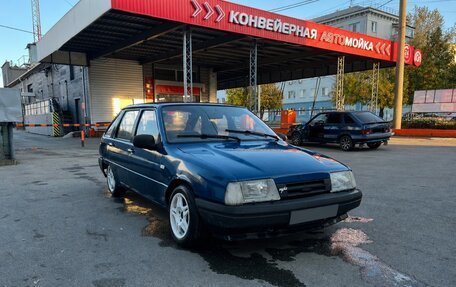 ИЖ 2126 «Ода», 2002 год, 170 000 рублей, 2 фотография