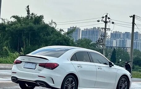 Mercedes-Benz A-Класс, 2022 год, 2 400 000 рублей, 6 фотография