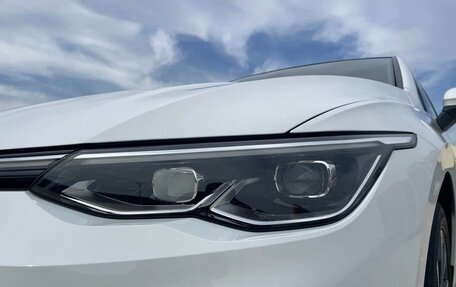 Volkswagen Golf VIII, 2022 год, 2 300 000 рублей, 9 фотография