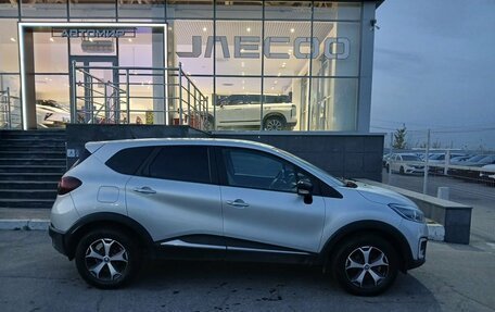 Renault Kaptur I рестайлинг, 2017 год, 1 550 000 рублей, 4 фотография