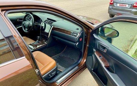 Toyota Camry, 2017 год, 2 200 000 рублей, 5 фотография
