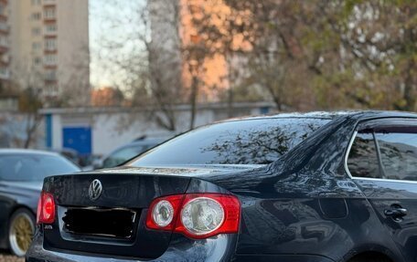 Volkswagen Jetta VII, 2009 год, 395 000 рублей, 3 фотография