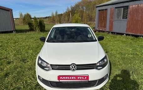 Volkswagen Polo VI (EU Market), 2014 год, 900 000 рублей, 4 фотография