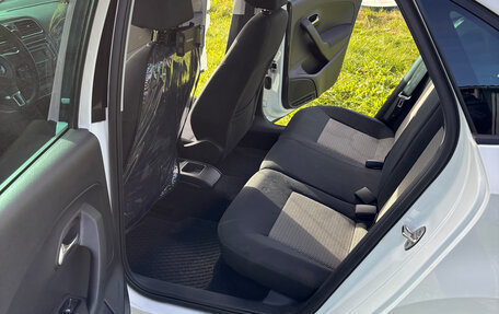 Volkswagen Polo VI (EU Market), 2014 год, 900 000 рублей, 15 фотография