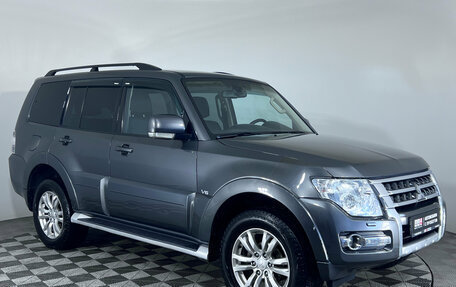 Mitsubishi Pajero IV рестайлинг 2, 2015 год, 2 140 000 рублей, 3 фотография