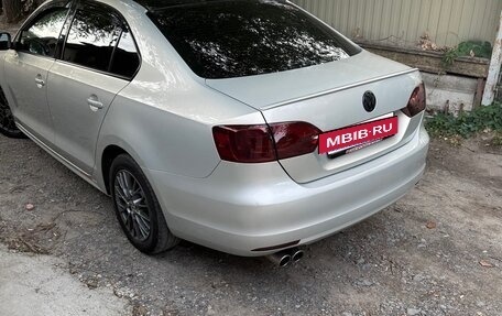 Volkswagen Jetta VII, 2011 год, 1 150 000 рублей, 6 фотография