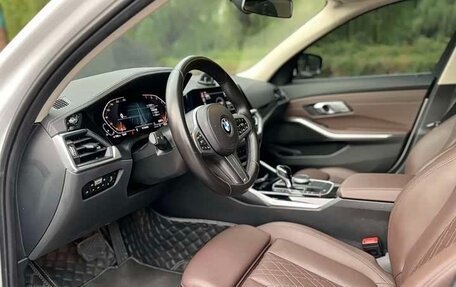 BMW 3 серия, 2022 год, 2 490 001 рублей, 6 фотография