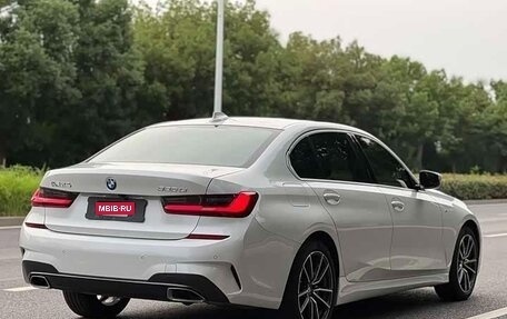 BMW 3 серия, 2022 год, 2 490 001 рублей, 3 фотография