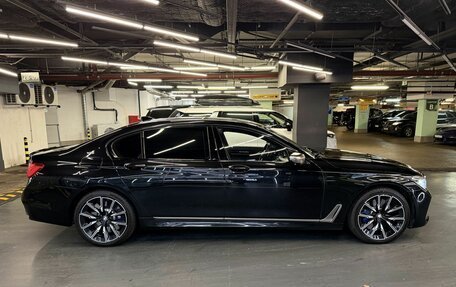 BMW 7 серия, 2017 год, 4 900 000 рублей, 9 фотография