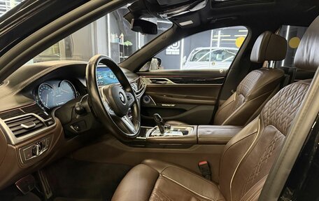 BMW 7 серия, 2017 год, 4 900 000 рублей, 16 фотография
