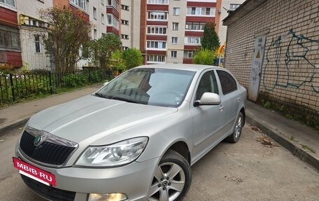 Skoda Octavia, 2012 год, 990 000 рублей, 2 фотография