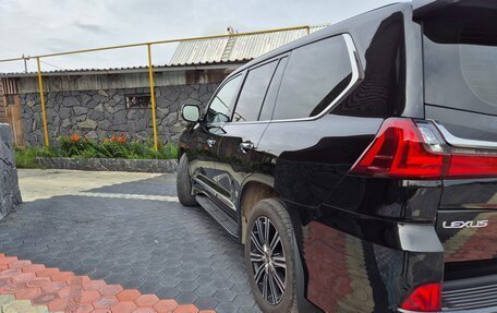 Lexus LX III, 2020 год, 3 270 000 рублей, 6 фотография