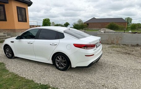 KIA Optima IV рестайлинг, 2018 год, 1 600 000 рублей, 2 фотография
