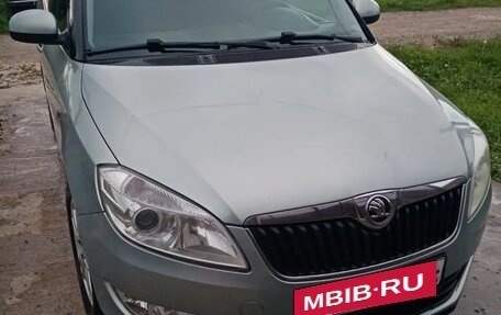 Skoda Fabia II, 2013 год, 600 000 рублей, 3 фотография
