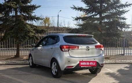 KIA Rio III рестайлинг, 2016 год, 865 000 рублей, 2 фотография