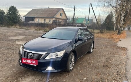Toyota Camry, 2012 год, 1 650 000 рублей, 2 фотография