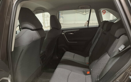 Toyota RAV4, 2020 год, 2 840 000 рублей, 12 фотография