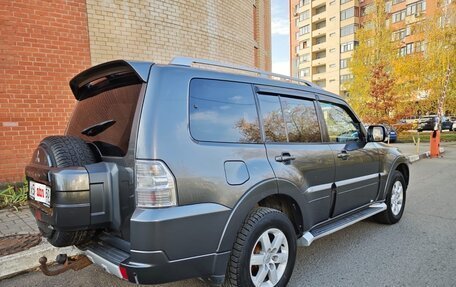Mitsubishi Pajero IV рестайлинг 2, 2011 год, 1 790 000 рублей, 4 фотография