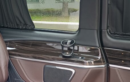 Mercedes-Benz V-Класс, 2016 год, 4 500 000 рублей, 2 фотография