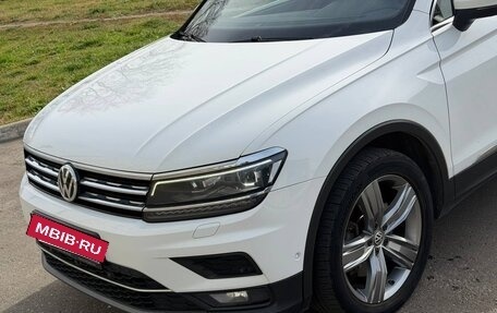Volkswagen Tiguan II, 2018 год, 2 799 000 рублей, 5 фотография