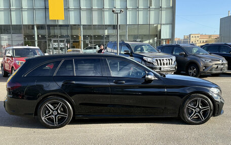 Mercedes-Benz C-Класс, 2019 год, 2 400 000 рублей, 4 фотография