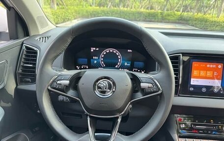 Skoda Karoq I, 2023 год, 1 730 001 рублей, 12 фотография