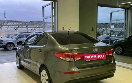 KIA Rio III рестайлинг, 2015 год, 920 000 рублей, 4 фотография