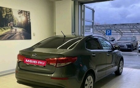 KIA Rio III рестайлинг, 2015 год, 920 000 рублей, 5 фотография
