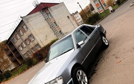 Mercedes-Benz E-Класс, 1992 год, 130 000 рублей, 4 фотография
