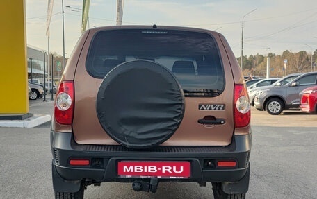 Chevrolet Niva I рестайлинг, 2019 год, 750 000 рублей, 10 фотография