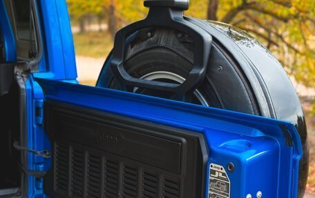 Jeep Wrangler, 2022 год, 5 600 000 рублей, 9 фотография