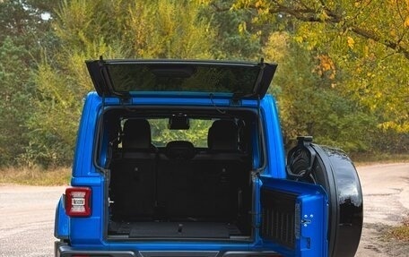Jeep Wrangler, 2022 год, 5 600 000 рублей, 8 фотография