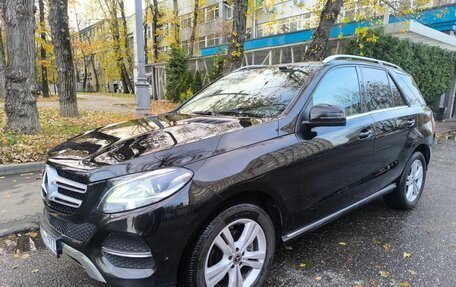 Mercedes-Benz GLE, 2017 год, 3 250 000 рублей, 2 фотография