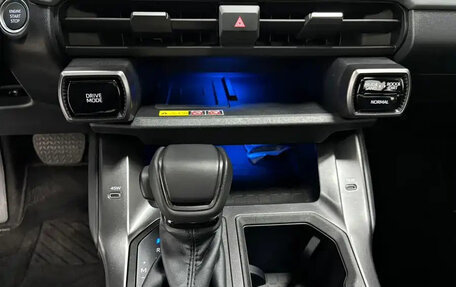 Toyota RAV4, 2025 год, 4 150 000 рублей, 7 фотография