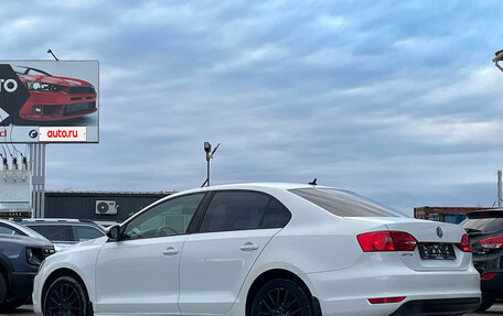 Volkswagen Jetta VII, 2013 год, 730 000 рублей, 3 фотография