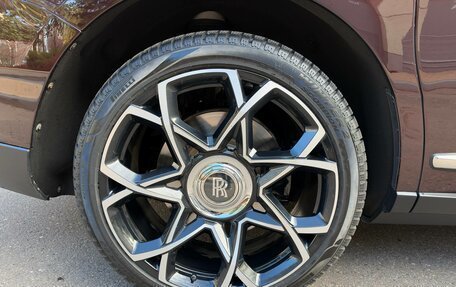 Rolls-Royce Cullinan, 2019 год, 26 500 000 рублей, 8 фотография