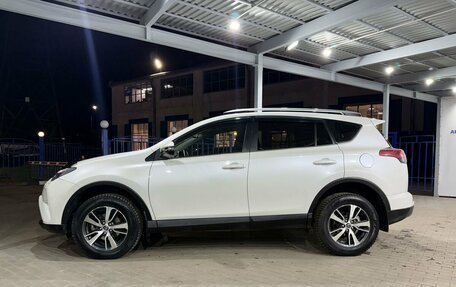 Toyota RAV4, 2018 год, 2 499 000 рублей, 2 фотография