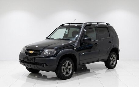 Chevrolet Niva I рестайлинг, 2018 год, 799 000 рублей, 3 фотография