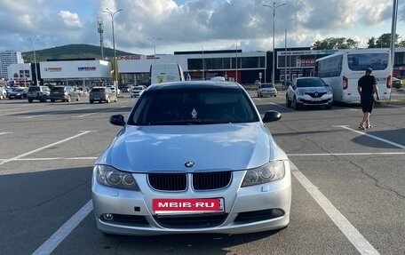 BMW 3 серия, 2005 год, 650 000 рублей, 3 фотография