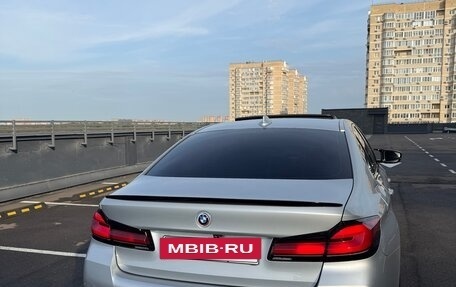 BMW 5 серия, 2021 год, 4 899 999 рублей, 5 фотография