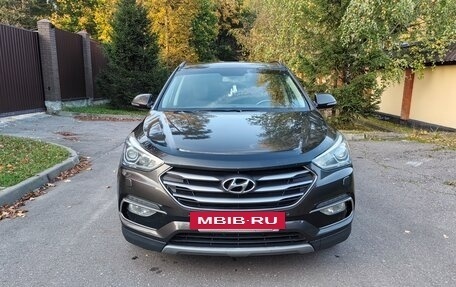 Hyundai Santa Fe III рестайлинг, 2018 год, 2 480 000 рублей, 2 фотография