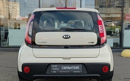 KIA Soul II рестайлинг, 2018 год, 1 465 000 рублей, 7 фотография