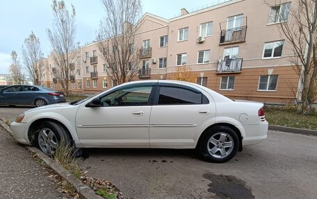 Dodge Stratus II, 2001 год, 260 000 рублей, 3 фотография