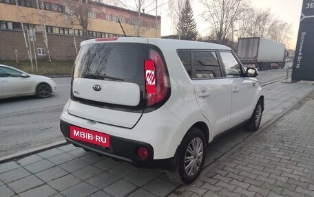 KIA Soul II рестайлинг, 2017 год, 1 180 000 рублей, 2 фотография